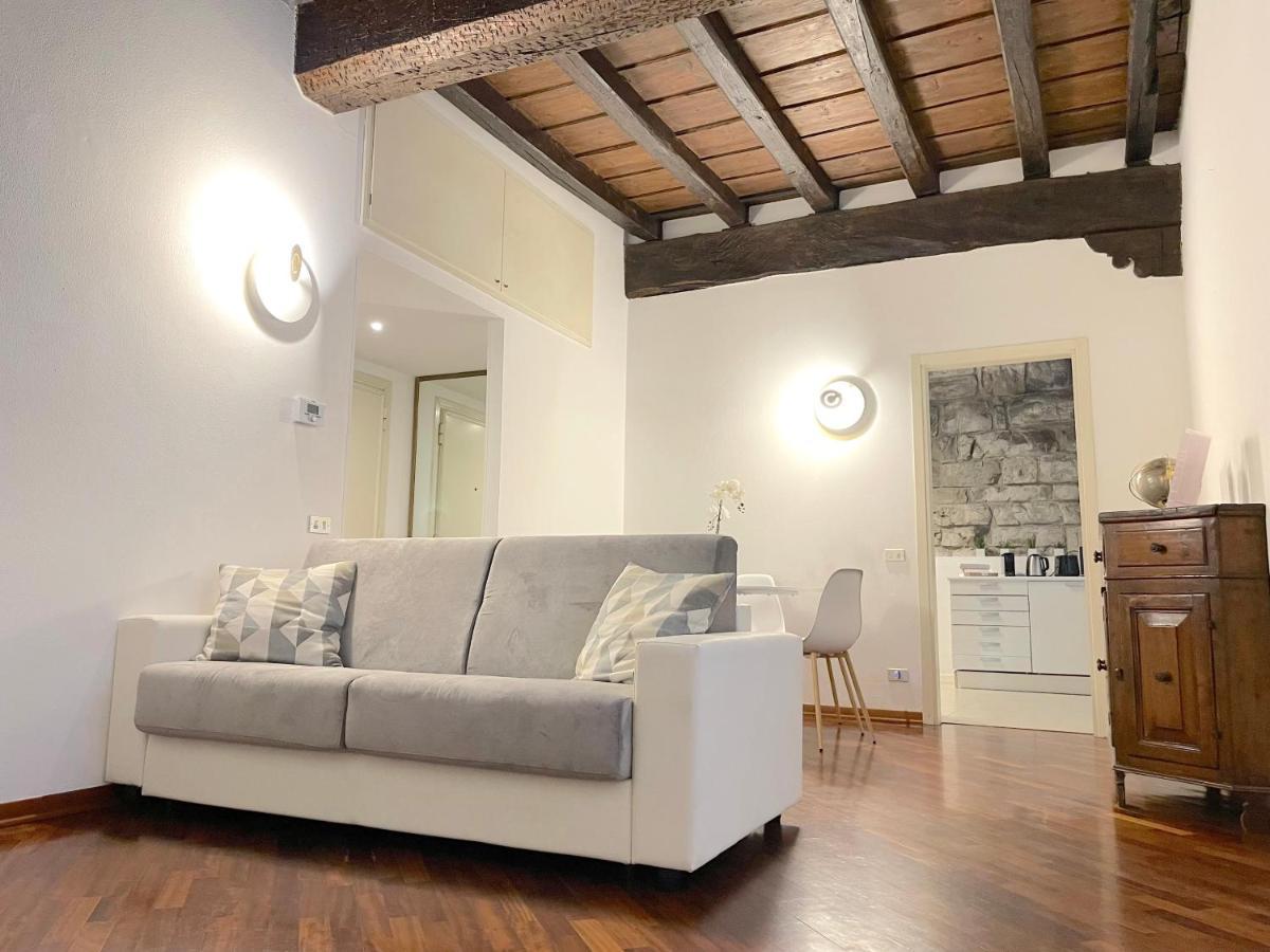 Tower Gombito'S Apartment Bergamo Exterior photo